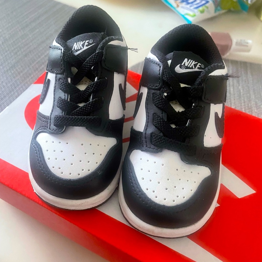 Toddler panda dunks